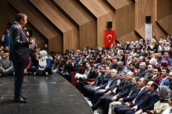 Hayati İnanç sevgisi Balıkesir’de salona sığmadı G4