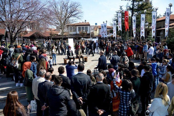 Hamamönü Sokaklarında İstiklal Tiyatrosu G5