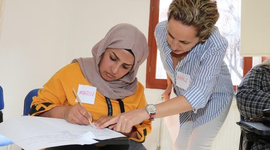 Çankaya’dan mülteci kadınlara eğitim desteği