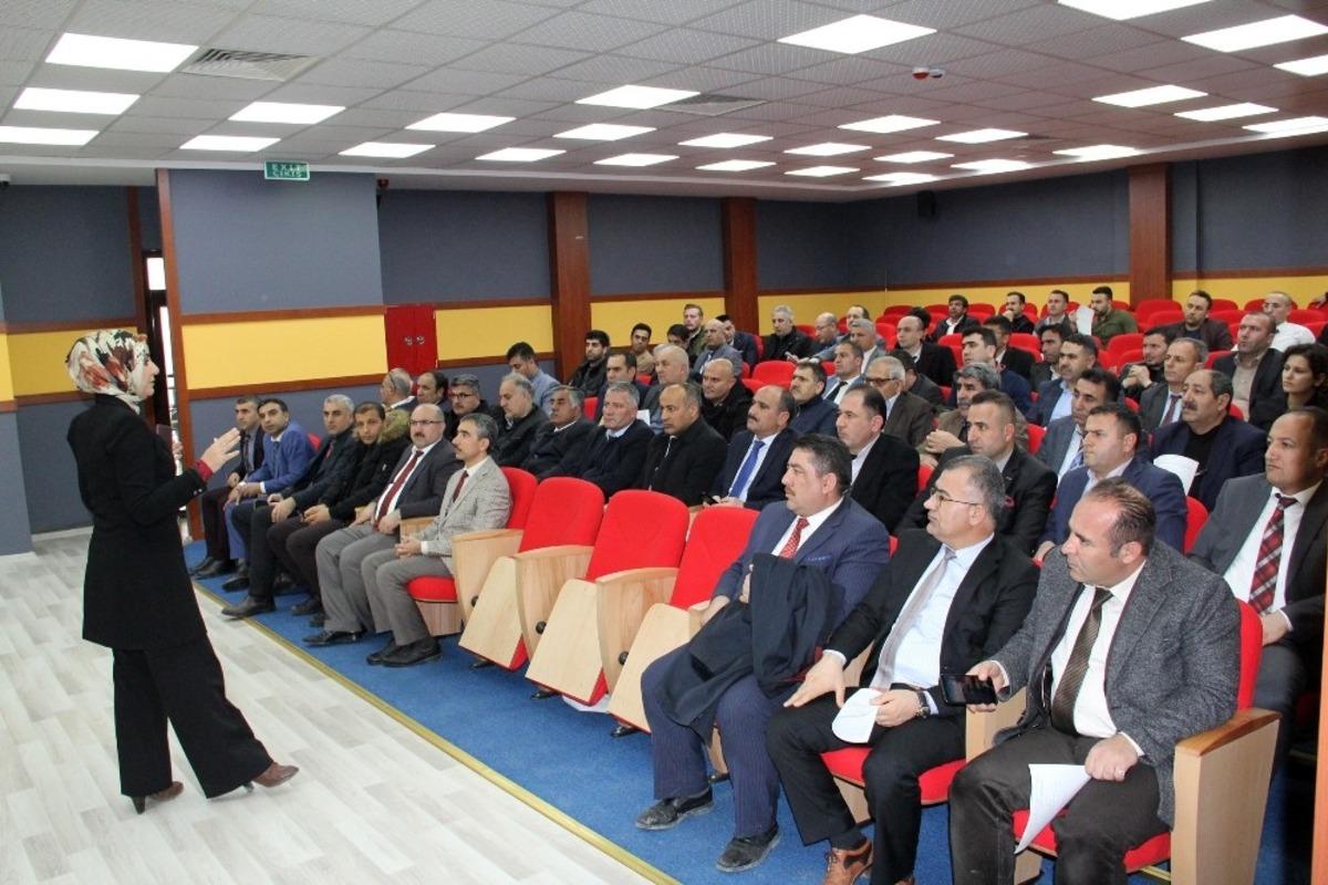 Ağrı&rsquo;da korona vir&uuml;se karşı &ldquo;Okullarda Eş Zamanlı Hijyen Uygulaması Toplantısı&rdquo;