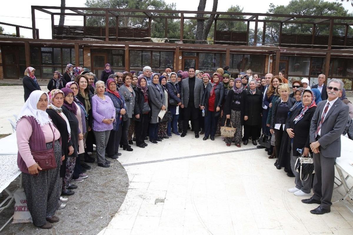 Başkan Gen&ccedil;&rsquo;ten kadınlara mesire alanı m&uuml;jdesi