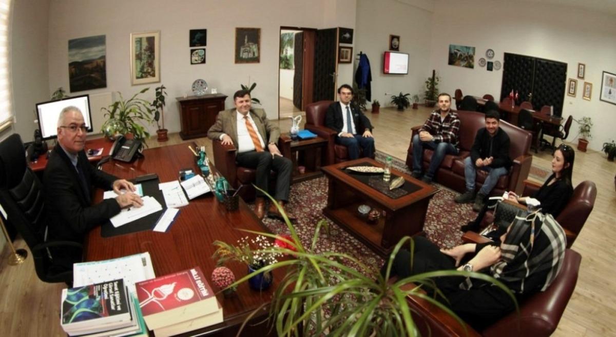 Vali Yardımcısı Ertekin&rsquo;den G&uuml;zel Sanatlar Fak&uuml;ltesi&rsquo;ne ziyaret
