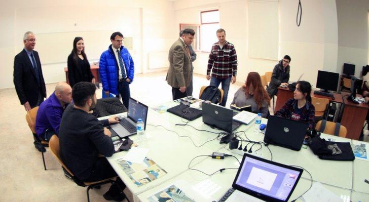 Vali Yardımcısı Ertekin’den Güzel Sanatlar Fakültesi’ne ziyaret G2