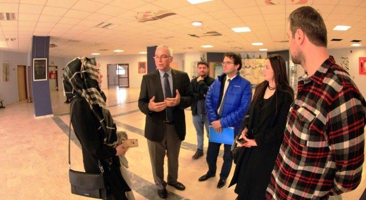 Vali Yardımcısı Ertekin’den Güzel Sanatlar Fakültesi’ne ziyaret G3