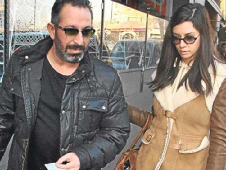 Cem Yılmaz eski eşine geri mi dönüyor? G1