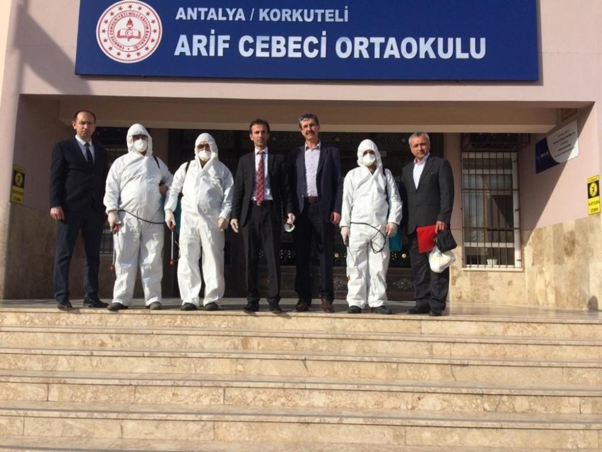 Antalya&rsquo;da "Okul Dezenfekte Ekibi" kuruldu
