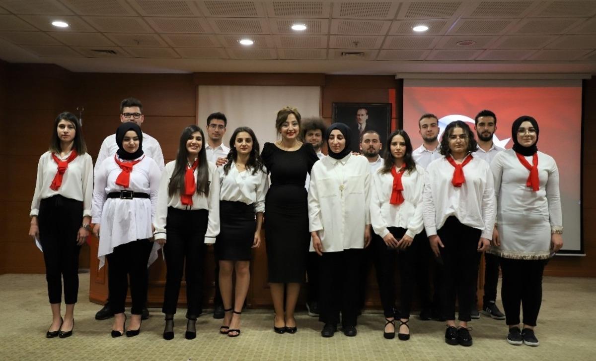 İstiklal Marşı&rsquo;nın kabul&uuml;n&uuml;n 99&rsquo;uncu yıl d&ouml;n&uuml;m&uuml;