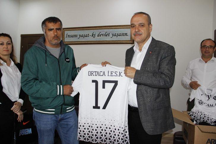 Başkan Uzundemir’den özel sporculara anlamlı destek G4