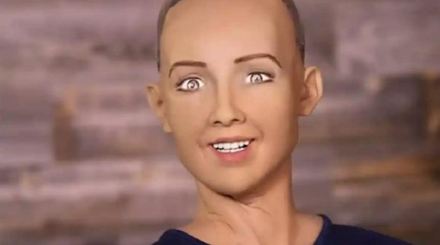 Sophia T&uuml;rkiye&rsquo;ye geliyor!