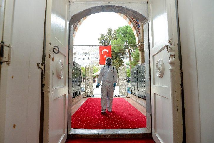 Yaşlı ve komşu evleri tatil edildi konserler ertelendi G2