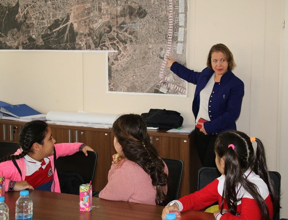 3. Etap Raylı Sistemin minik ziyaret&ccedil;ileri