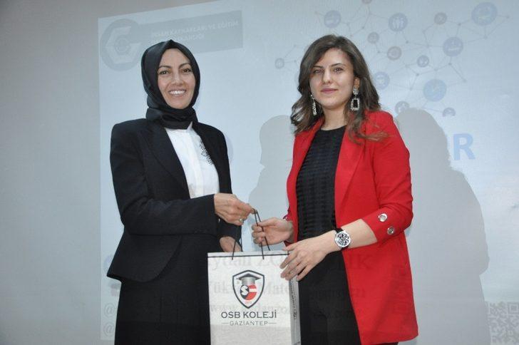 Büyükşehir’den kız öğrencilere “değişim yönetimi eğitimi” G4