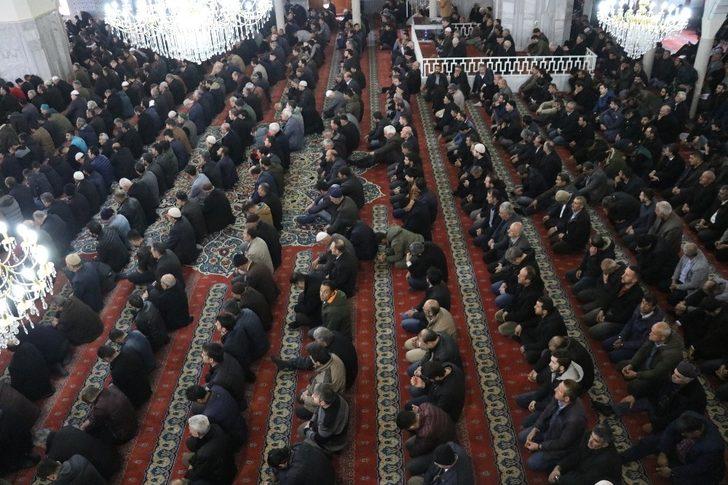 Cuma hutbesinde korona virüsü uyarısı G3