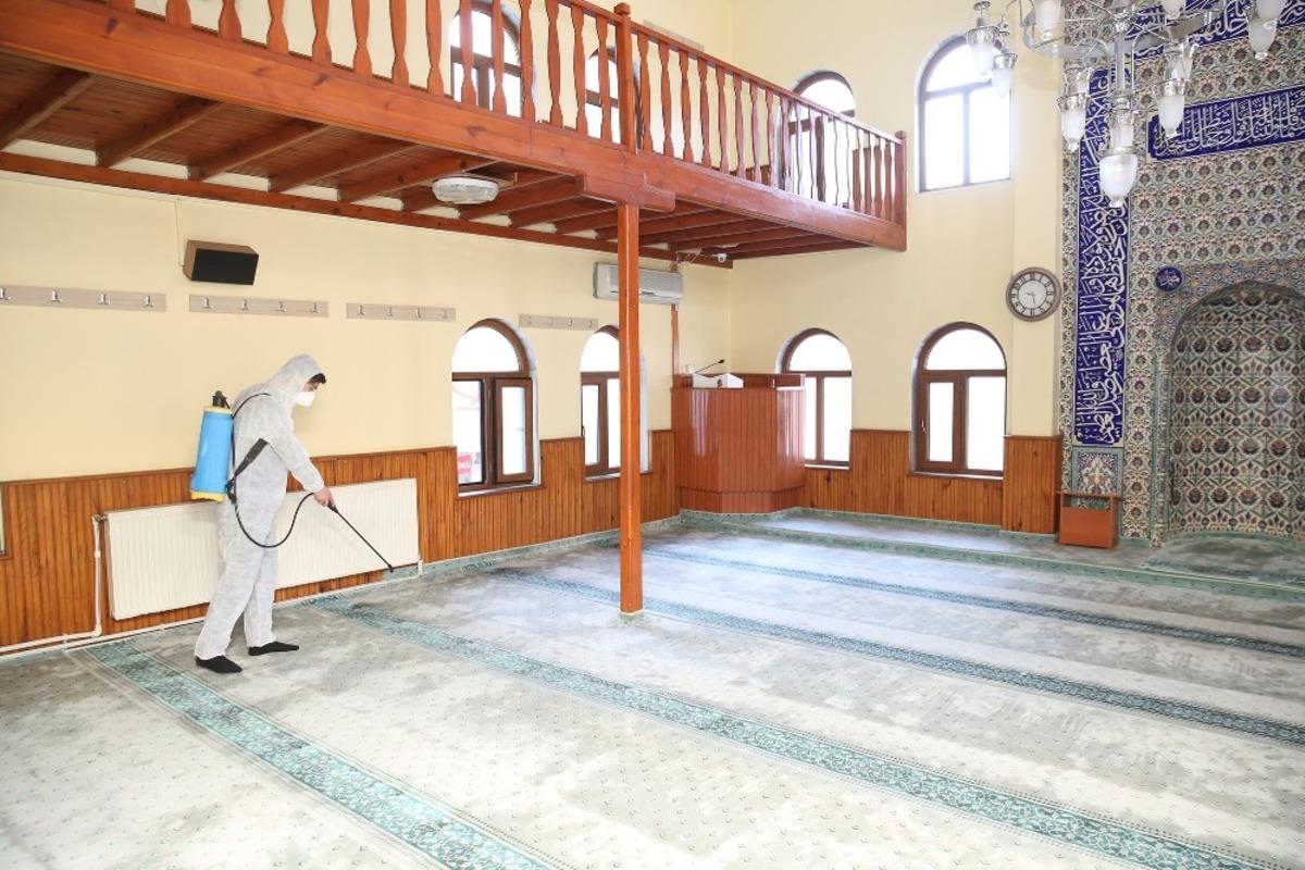 &Ccedil;ayırova&rsquo;da dezenfekte &ccedil;alışması