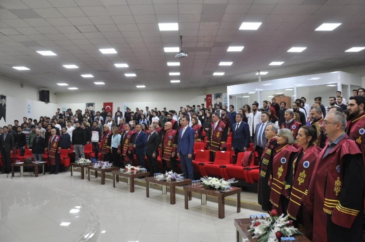 Kars&rsquo;ta &ldquo;Meslektaşlarının G&ouml;z&uuml;yle Mehmet Akif Ersoy&rdquo;etkinliği