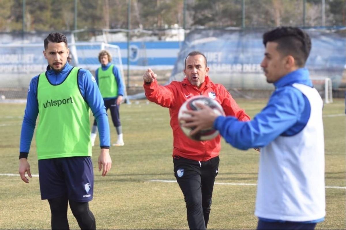 BB Erzurumspor Akhisarspor ma&ccedil;ı hazırlıklarını s&uuml;rd&uuml;rd&uuml;