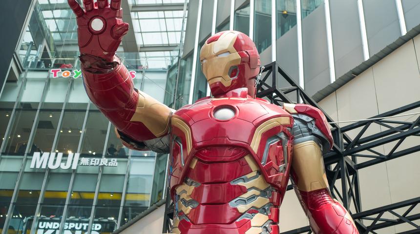 OnePlus 8 Pro Ironman'in elinde görüntülendi!