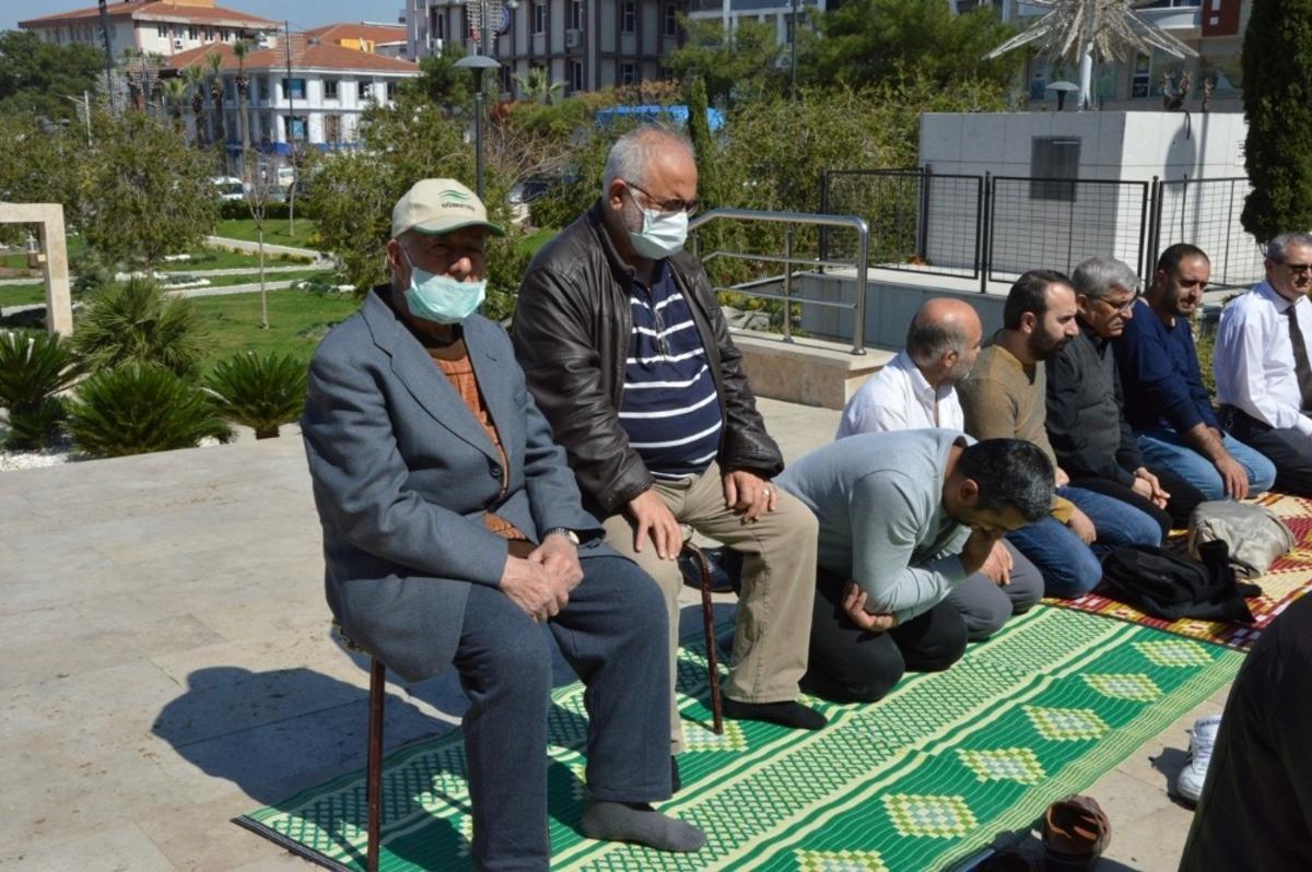 Camilerde korona vir&uuml;s tedbiri