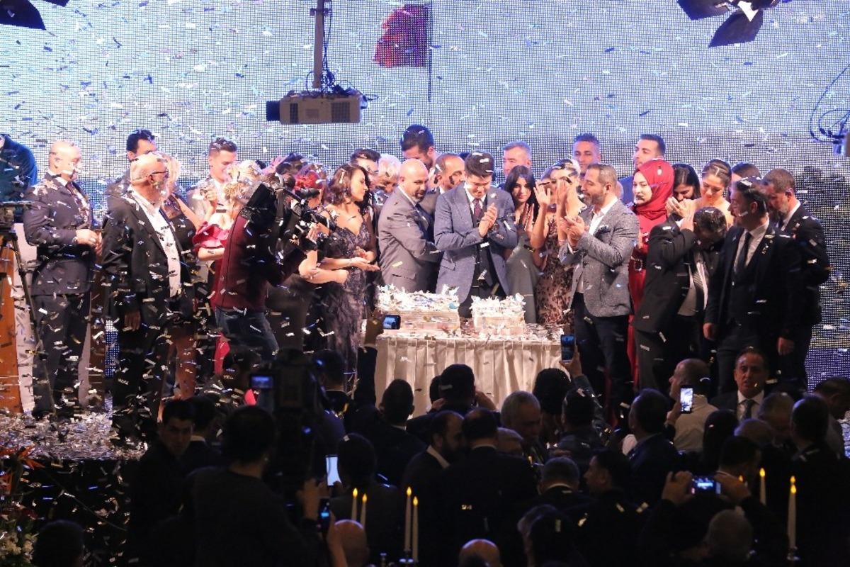 TV35 birinci yılını g&ouml;rkemli geceyle kutladı