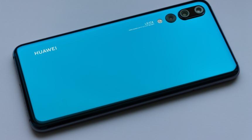 Komşumuzda ortaya &ccedil;ıktı: İşte Huawei P40'ın fiyatı!