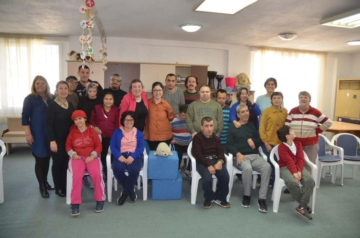 Kuşadası Belediyesi&rsquo;nde &rsquo;Engelsiz Tiyatro&rsquo; kuruldu