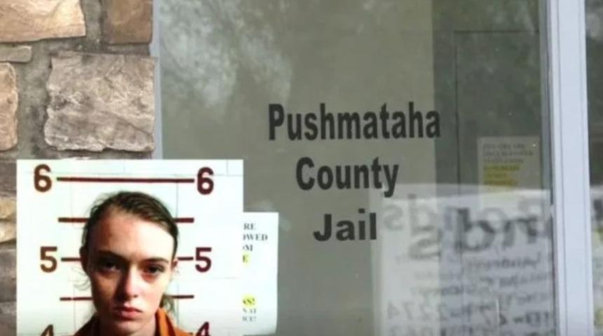 Hapishanedeki erkek arkadaşı i&ccedil;in bebeğini &ouml;ld&uuml;resiye d&ouml;vd&uuml;