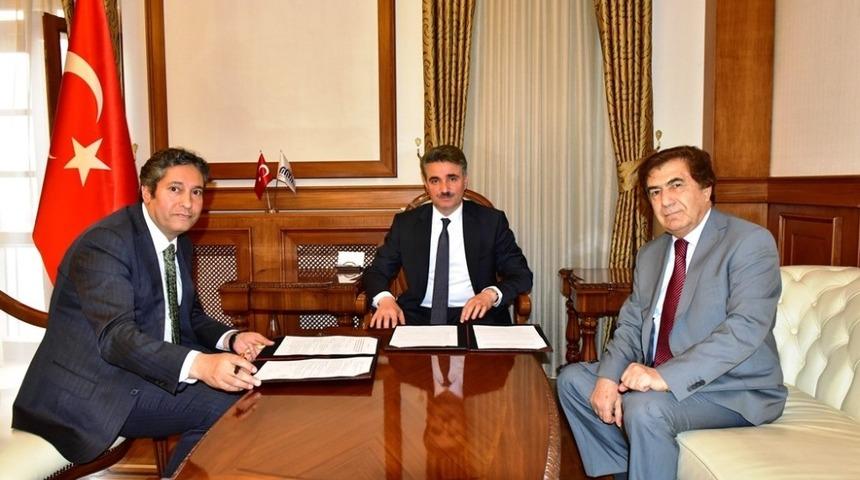 &Ccedil;ığlık Abuzer G&uuml;ng&ouml;r İlkokulu ve Ortaokulu protokol&uuml; imzalandı