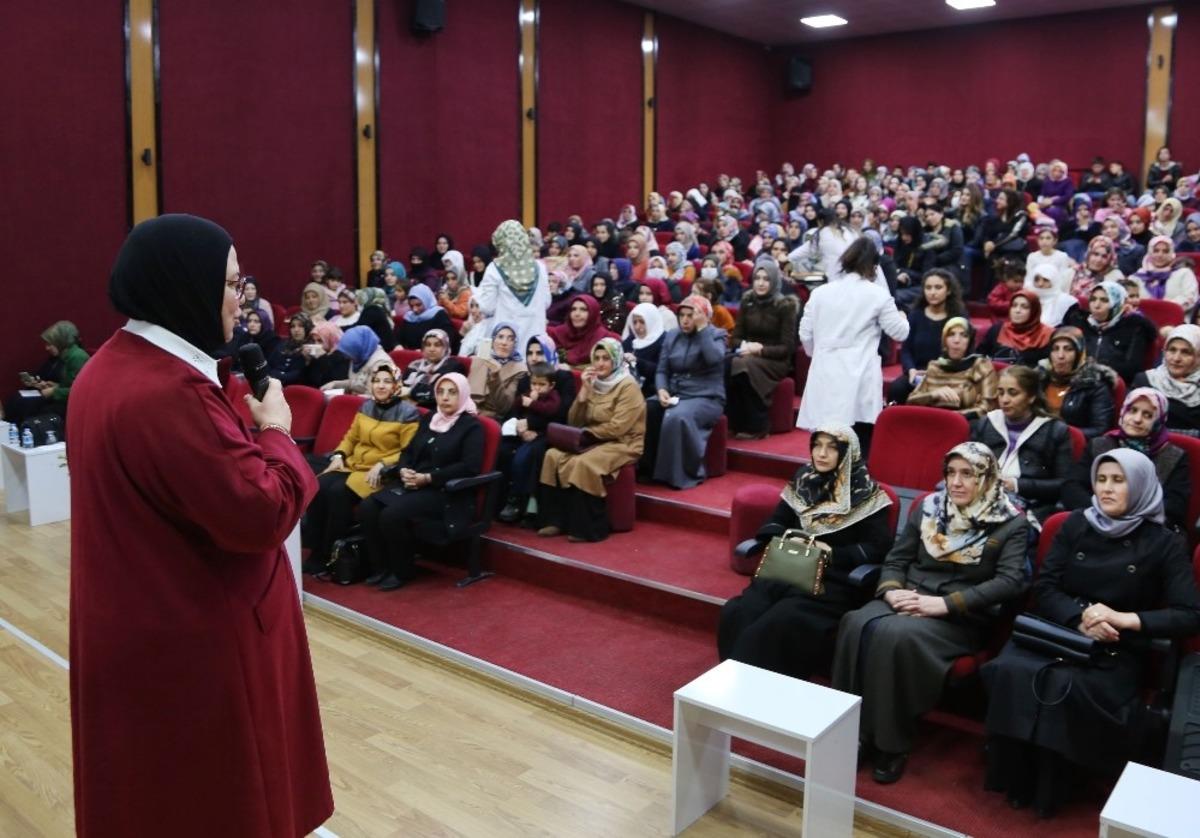 Van B&uuml;y&uuml;kşehir&rsquo;den &lsquo;Mutlu aile, mutlu gelecek&rsquo; semineri