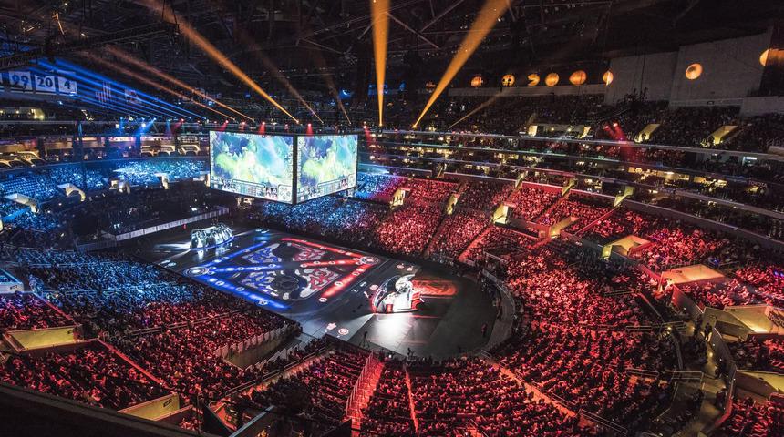 Koronavir&uuml;s onları da vurdu: 2020 Call of Duty League ma&ccedil;ları online'a d&ouml;nd&uuml;