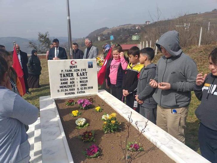 Adını taşıdığı okul, kabrini ziyaret etti G2