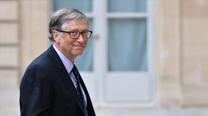Bill Gates, Microsoft yönetiminden ayrıldı