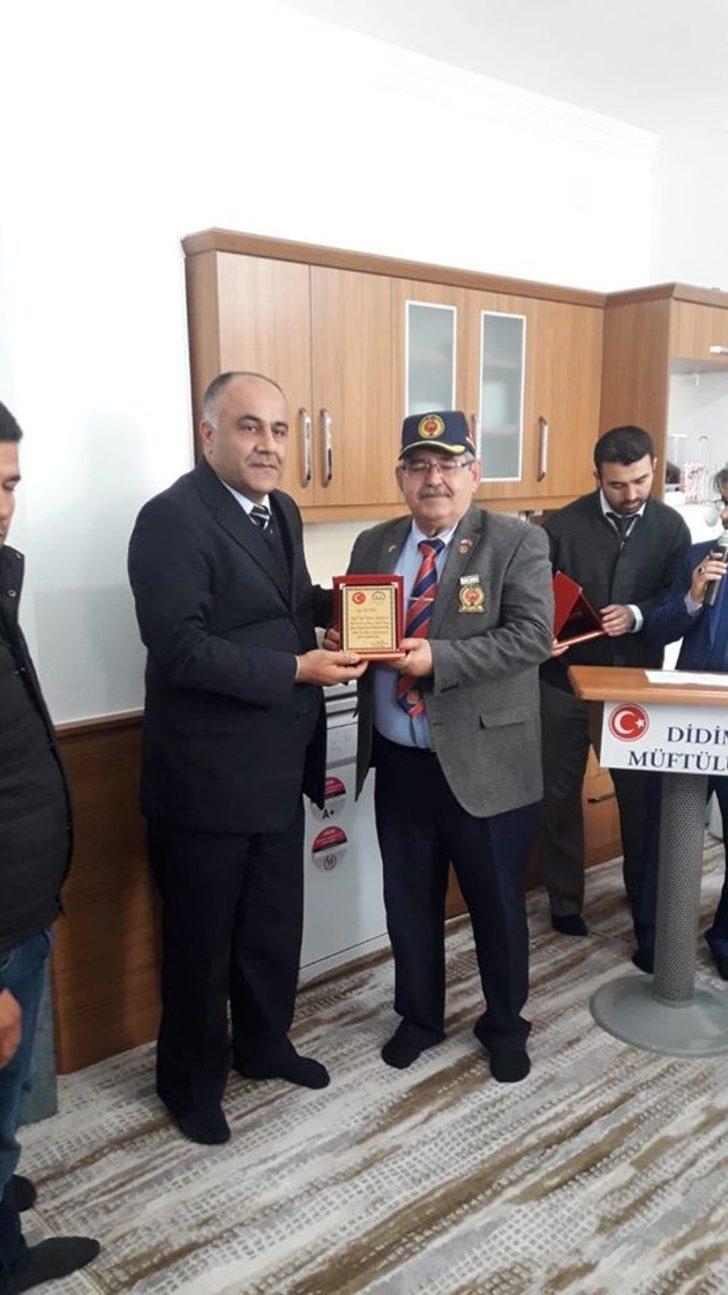 Didim’de hayırseverler plaketle onurlandırıldı G3