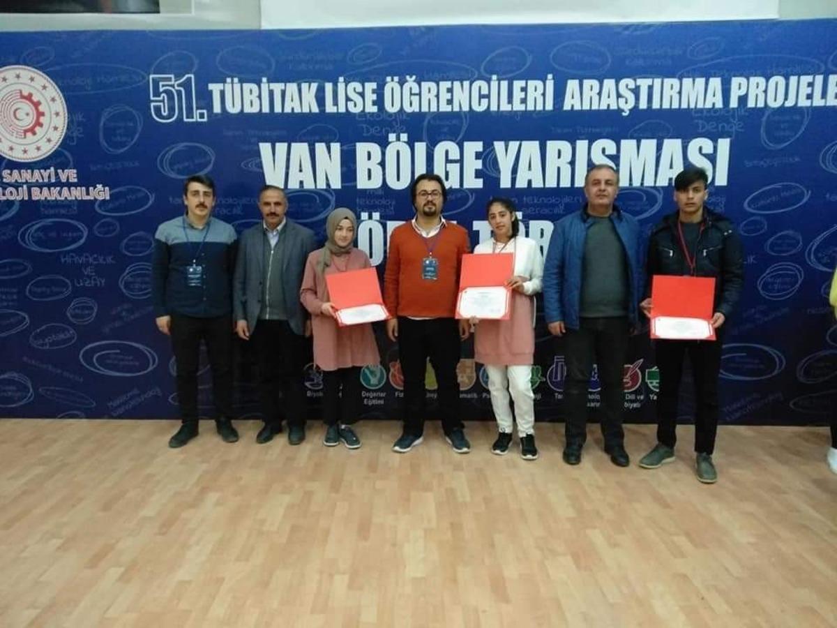 Ahlat&rsquo;tan T&Uuml;BİTAK b&ouml;lge yarışmasında 2 birincilik