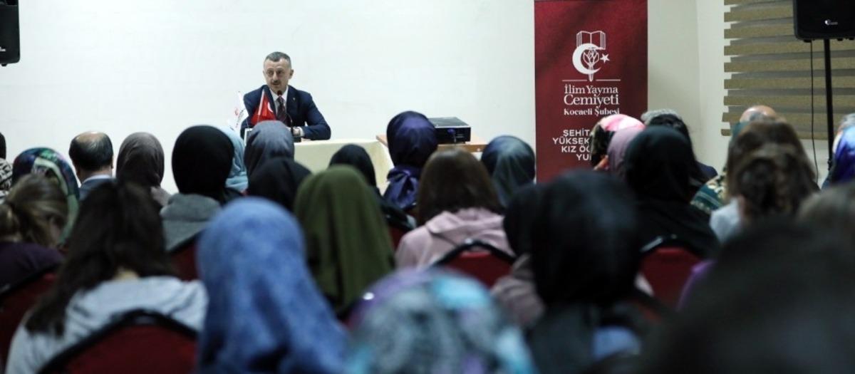 Başkan B&uuml;y&uuml;kakın, medeniyet inşasının şifrelerini anlattı