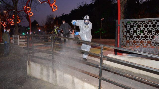 Bilecik Belediyesi tarafından korona virüs salgını için dezenfekte çalışması