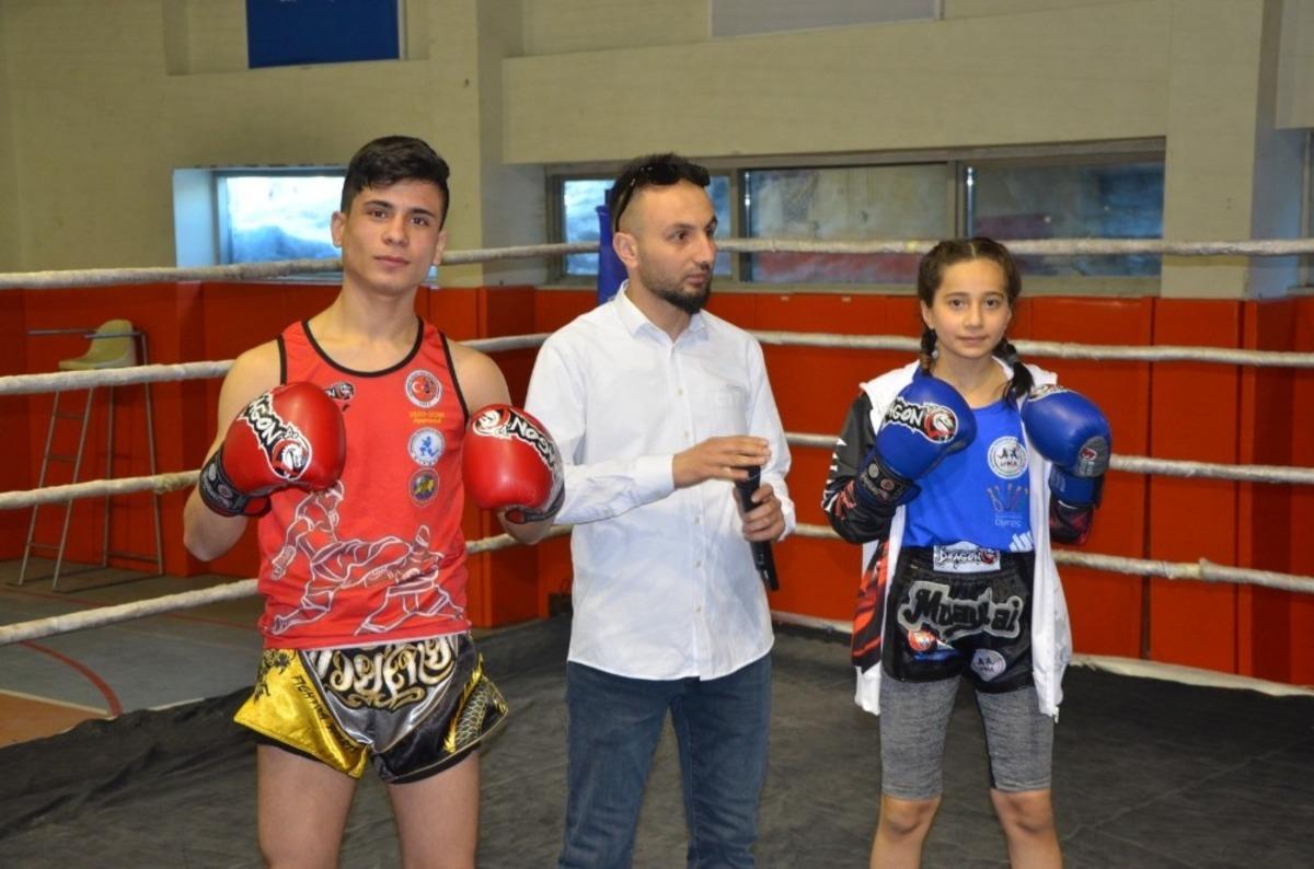 Hakkari&rsquo;de Okullar Arası &ldquo;Muay Thai&rdquo; yarışması d&uuml;zenlendi