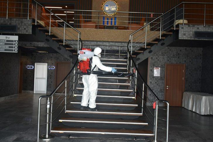 Antikkapı’ya bağlı iş yerlerine dezenfeksiyon işlemi G3