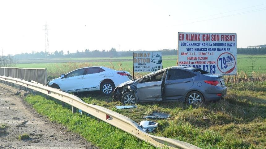 Kırklareli&rsquo;nde ilgin&ccedil; kaza: yan yana dizildiler