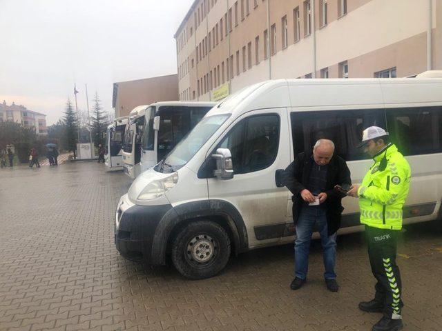 Bozüyük’te öğrenci servisleri denetim altında