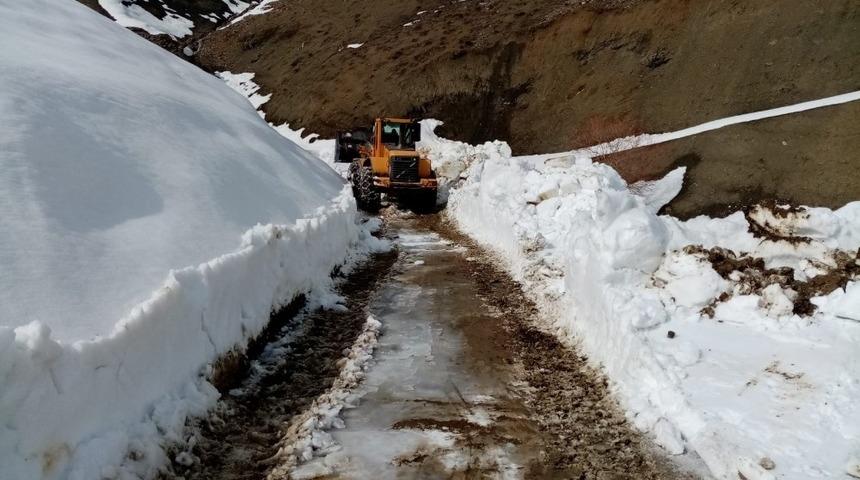Merzan &ccedil;iftlik yolu ulaşıma a&ccedil;ıldı