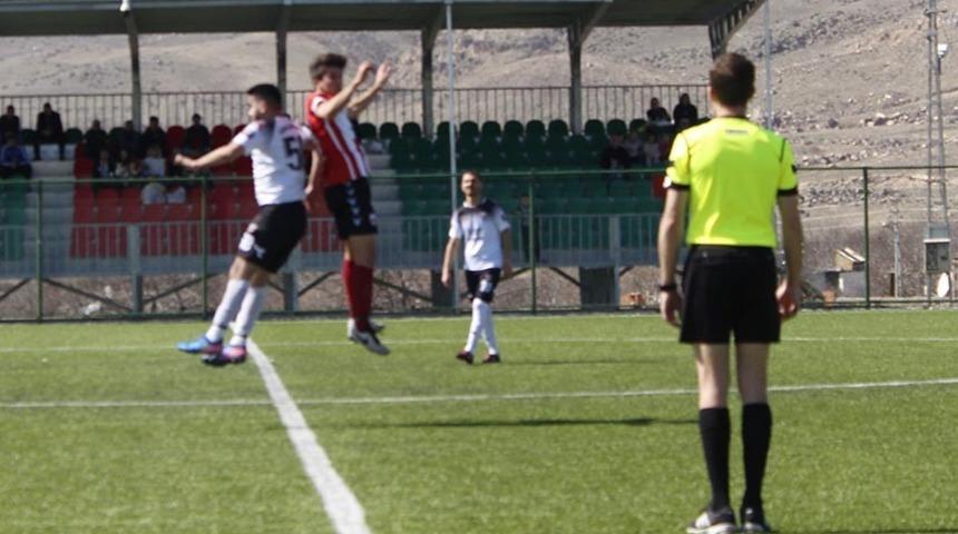 Amatör maçlara ’Korona virüs’ engeli