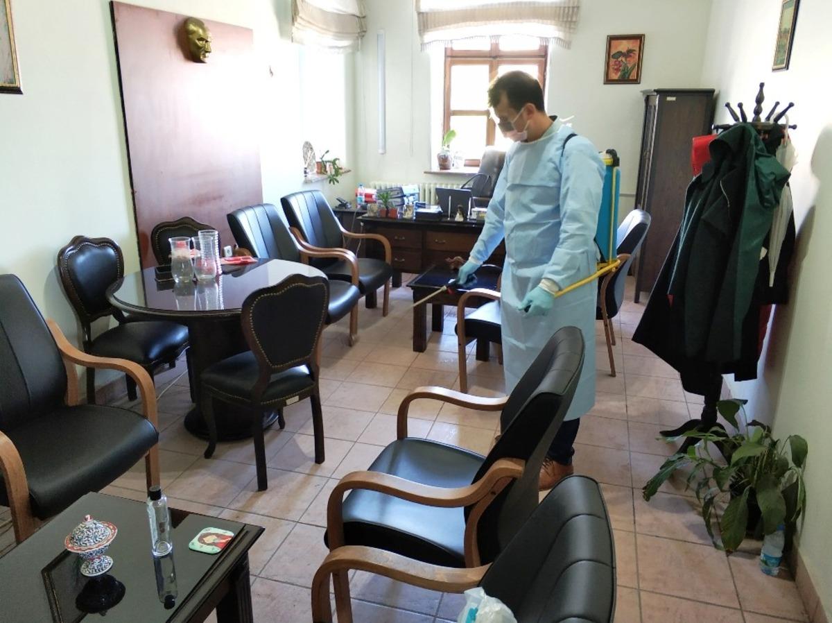 K&uuml;tahya Adliyesi&rsquo;nde Korona vir&uuml;se karşı &ouml;nlemler arttırıldı