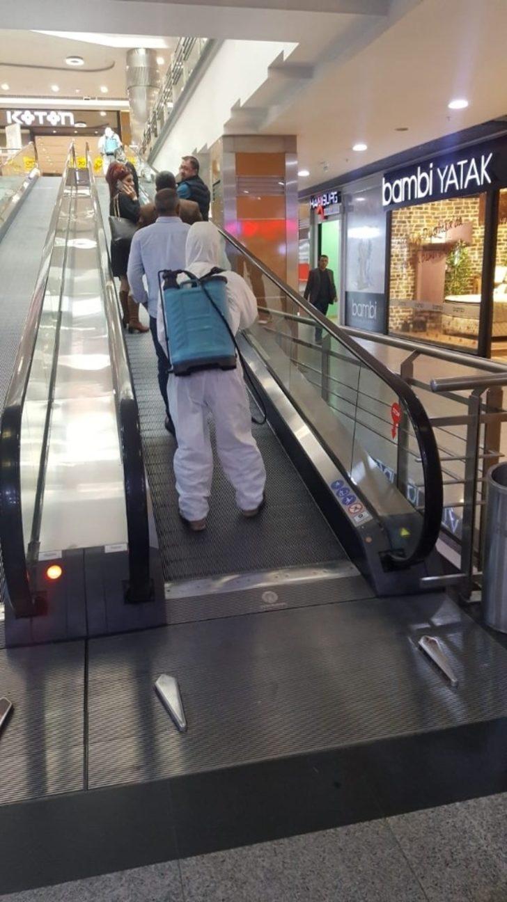 Ninova Park AVM’de dezenfekte çalışması G4