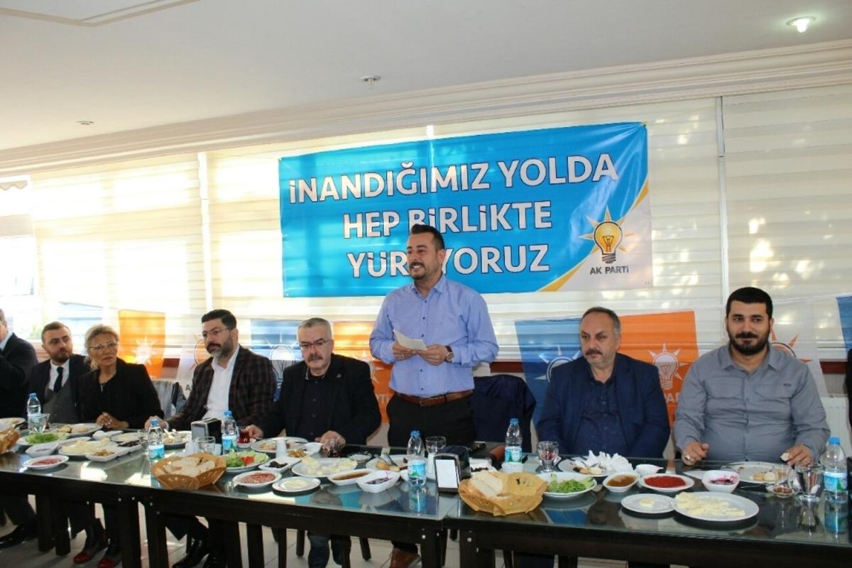 Edremit AK Parti&rsquo;den birlik ve beraberlik toplantısı