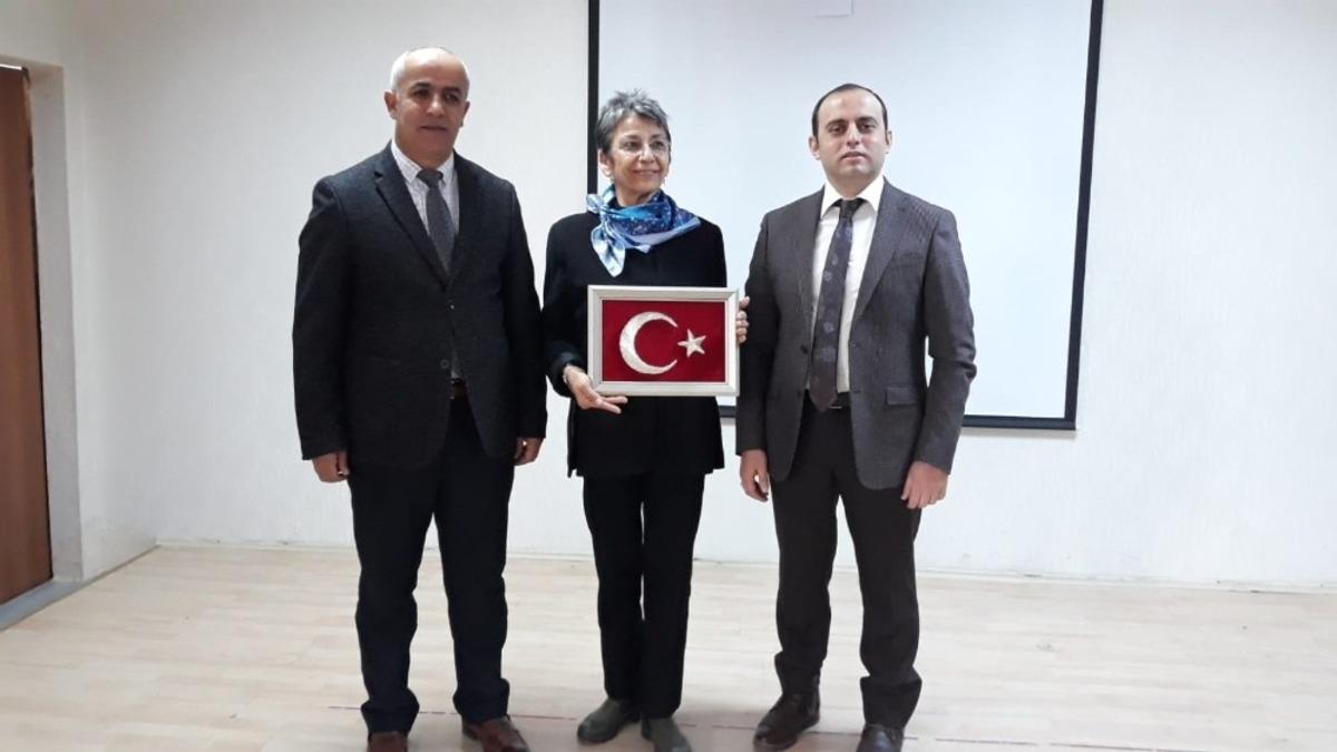 &Ccedil;aldıran&rsquo;da &ldquo;İş hayatında iletişim ve protokol kuralları" eğitimi