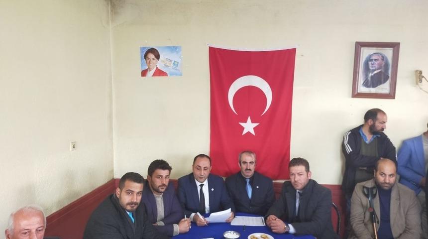 Kara&ccedil;oban İl&ccedil;e Başkanlığına Tahir Durmaz se&ccedil;ildi