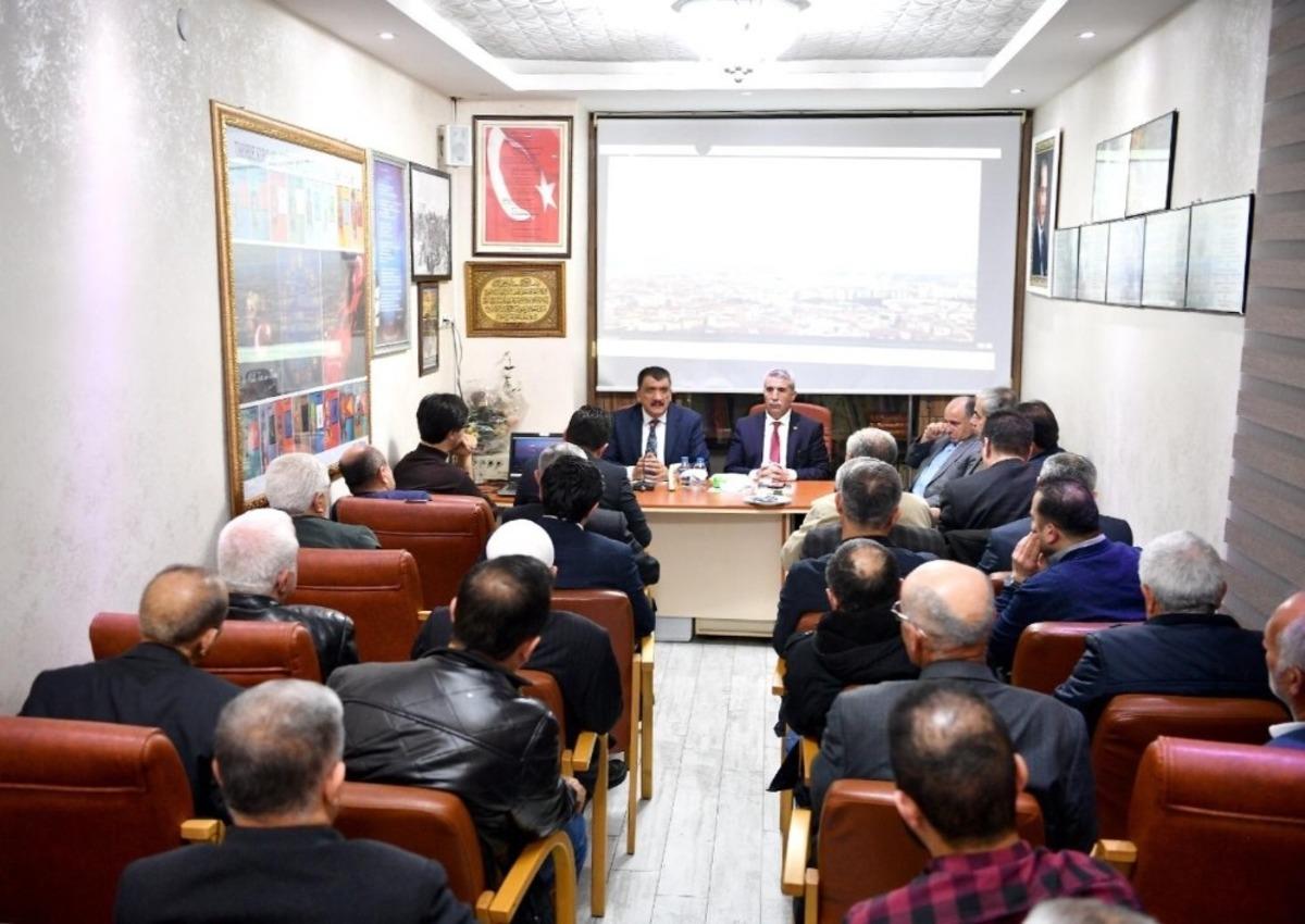 Başkan G&uuml;rkan, Ocakbaşı Sohbetlerine katıldı