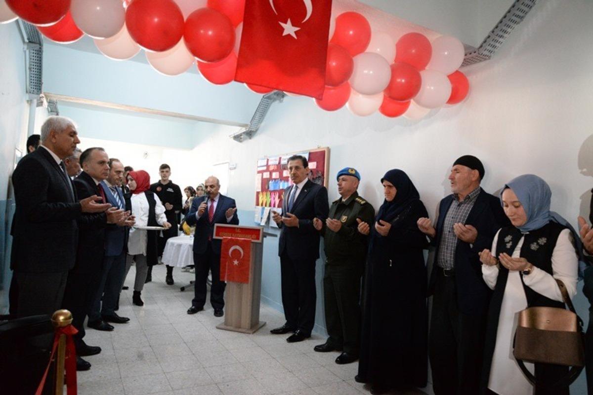 Şehit İlhan Sezer k&uuml;t&uuml;phanesi a&ccedil;ıldı