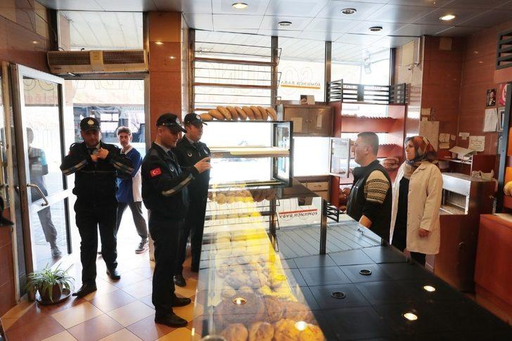 Akhisar Belediyesi koronavirüse karşı mücadeleye devam ediyor G3