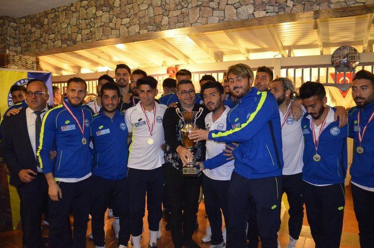Şampiyon Didimspor kupasını kaldırdı G2